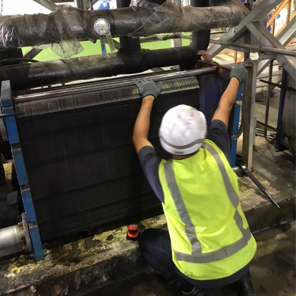 รับจำหน่ายและรับล้างเปลี่ยนประเก็นยางของ Plate Heat Exchanger