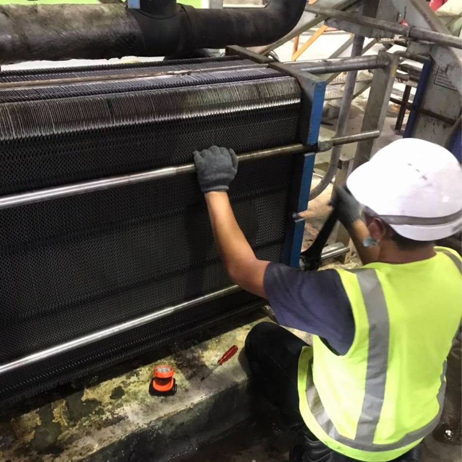 รับจำหน่ายและรับล้างเปลี่ยนประเก็นยางของ Plate Heat Exchanger